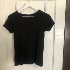 Black ribbed t shirt
